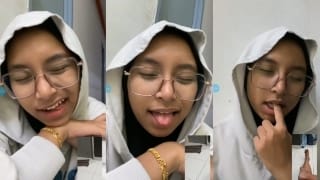 Bokep Indo VCS ABG dari Malay Berjilbab Bantuin Pacar Jadi Bacol biar Makin Sayang